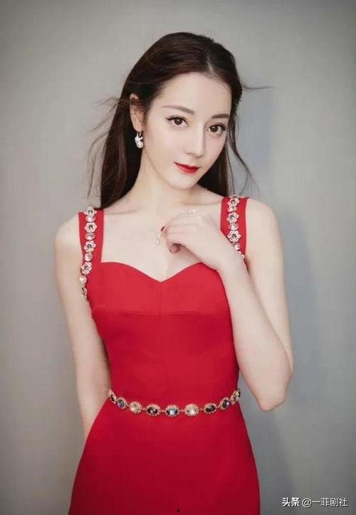 娱乐圈爆料吃瓜迪丽热巴,揭秘明星背后的真实故事  第1张